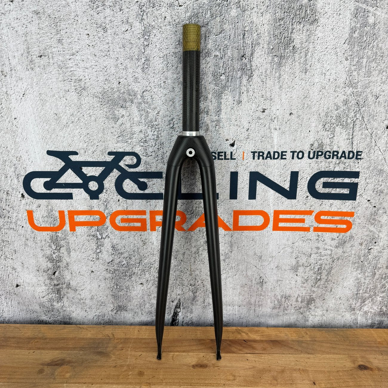 New! THM Stiletto Lite UMS 170mm Steerer Center-Mount Fork + Aero Crow –