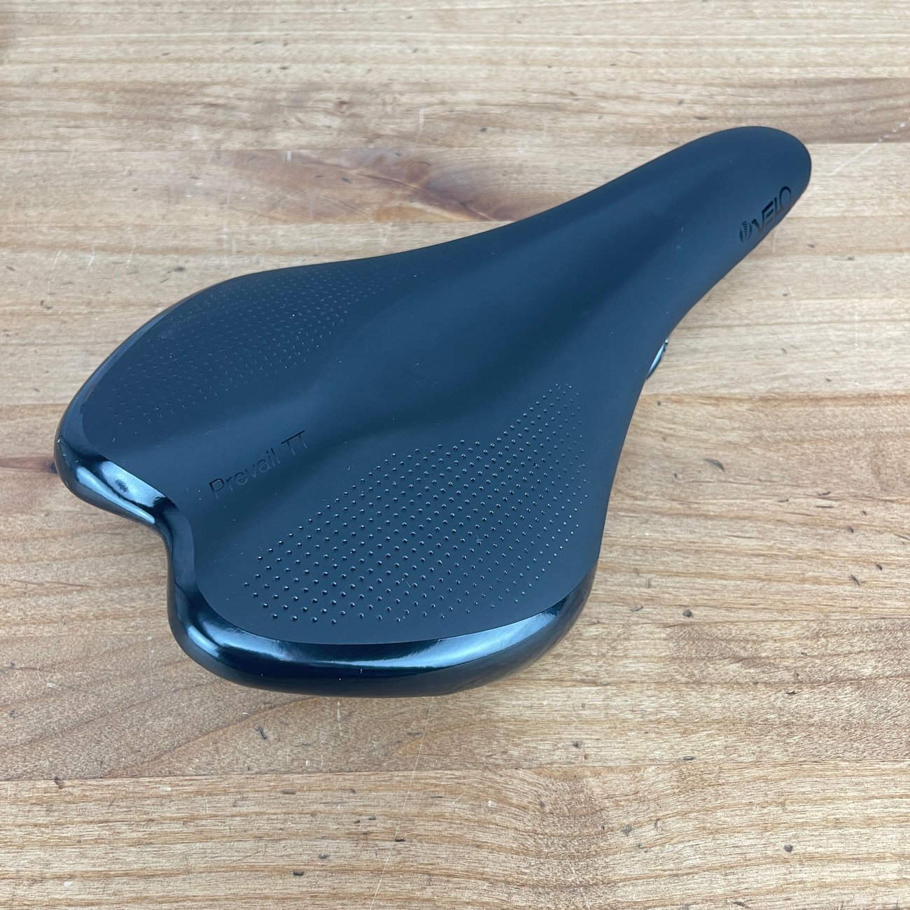 New! Velo Prevail TT 7x7mm CrN/Titanium Rails 143mm Saddle 204g