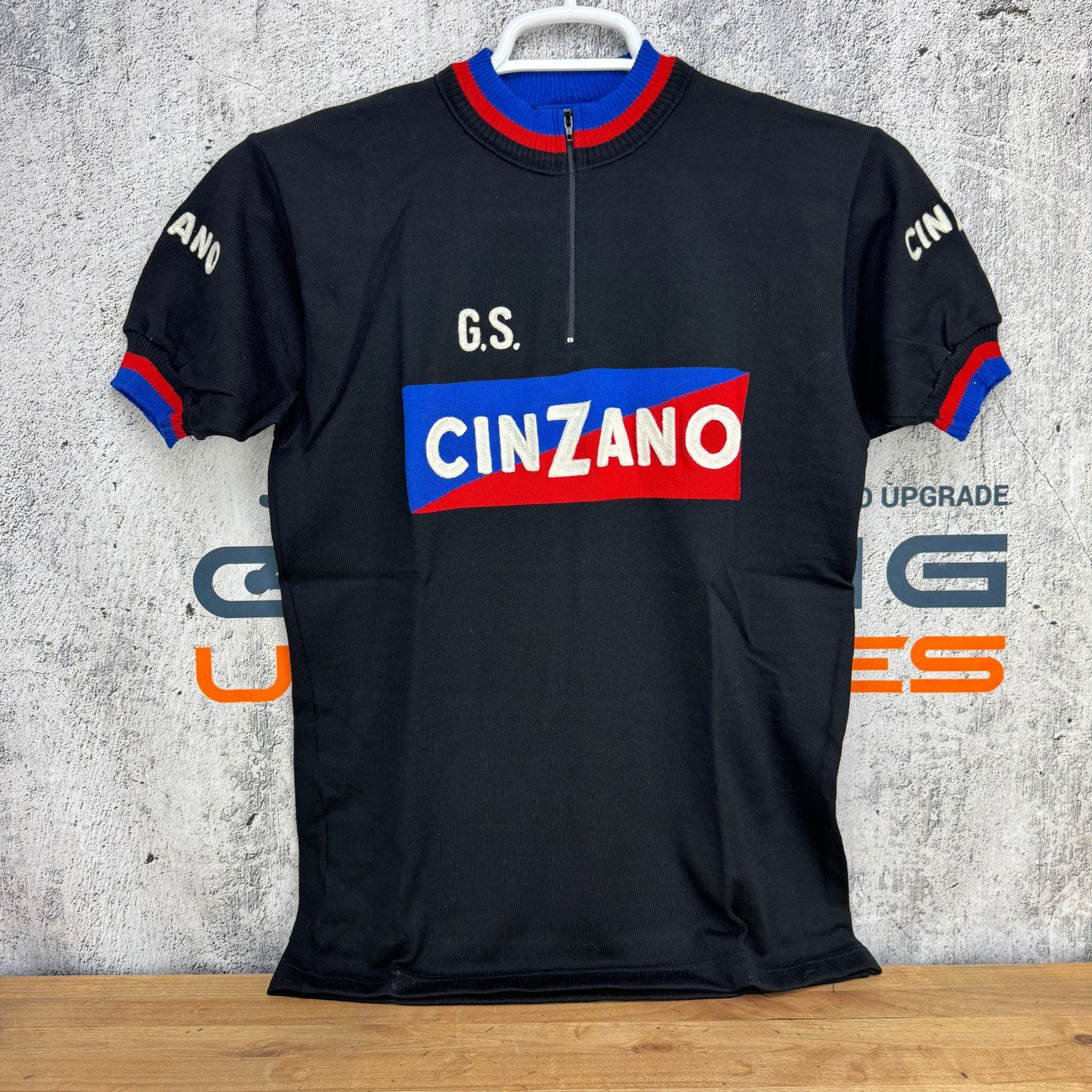 New! Woolistic Cinzano Medium Cycling Jersey