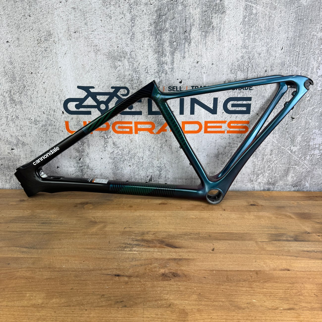 New! 2022 Cannondale SuperSix EVO Hi-Mod 44cm Carbon Disc Frameset 700c CML