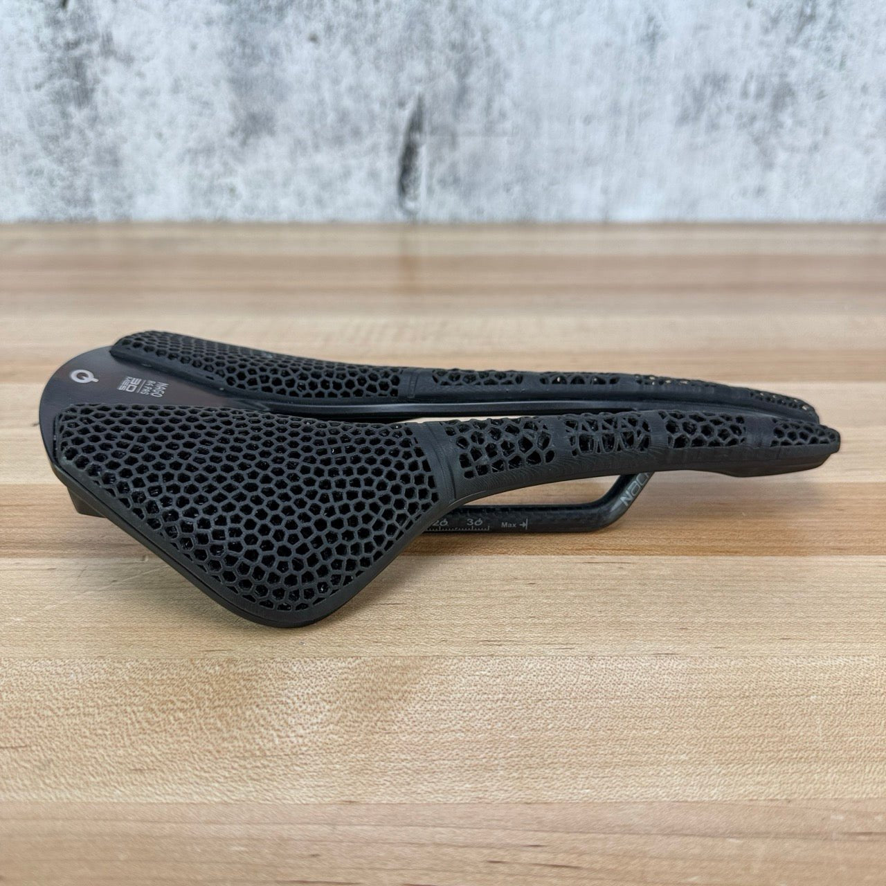 New Takeoff! Prologo Nago R4 PAS 3DMSS 137mm Nack Carbon Rails