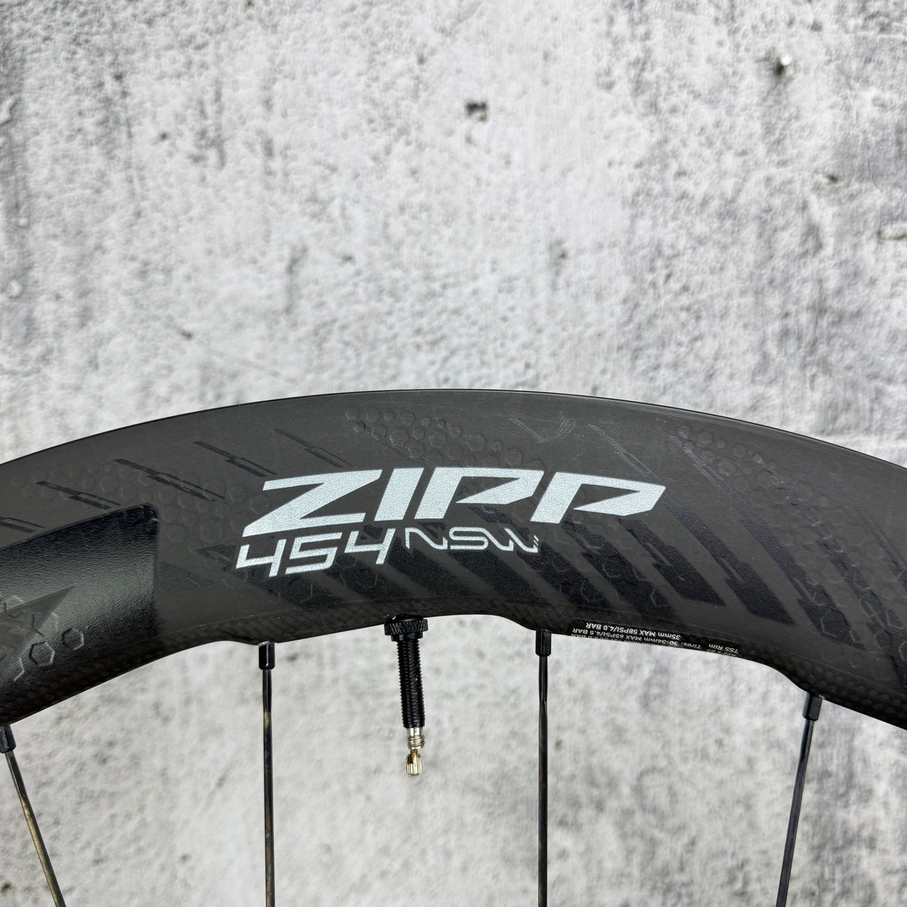 New! 2025 Zipp 454 NSW ZR1 SL Ceramic Tubeless Hookless Wheelset