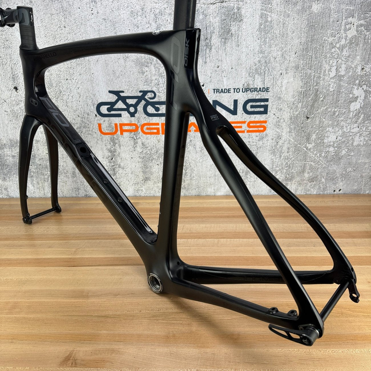 Pinarello Dogma F10 Disk Size 555 (57.5cm TT) Carbon Disc Frameset 700c 2164g
