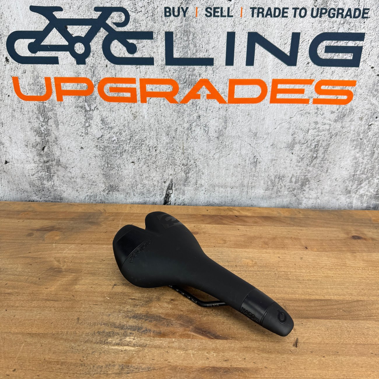 Prologo Nago RS 7x7mm Steel Rails 132mm Saddle 267g