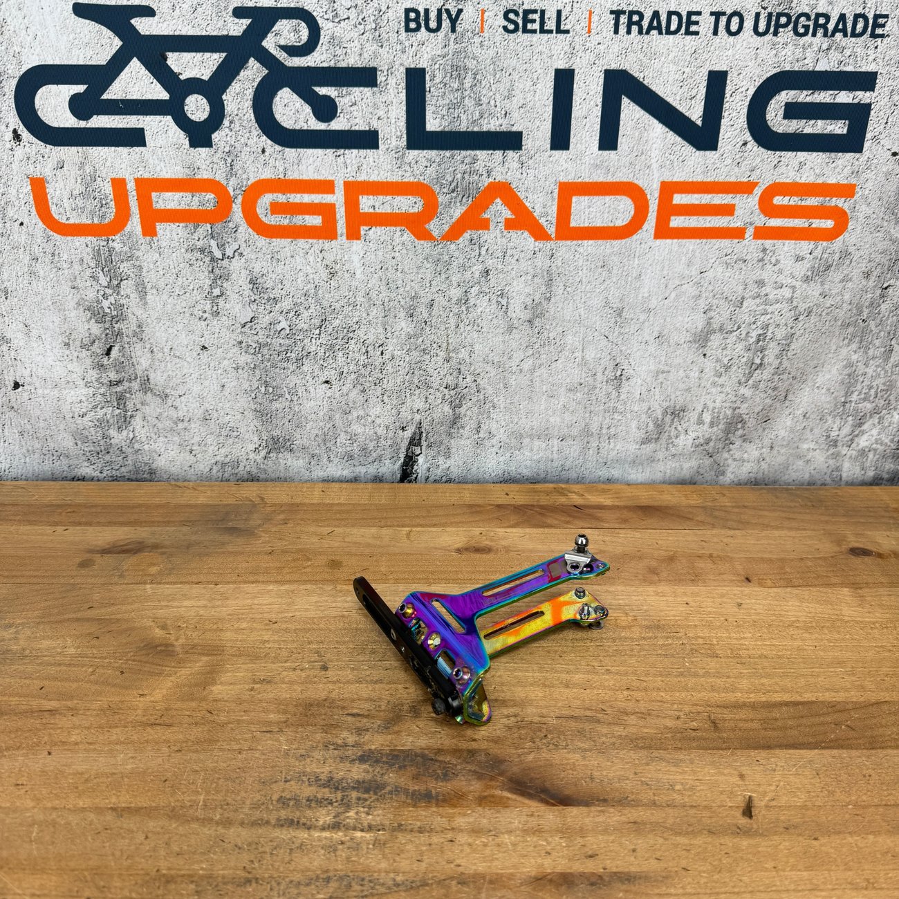 Promend Oilslick FJJ-285 TT/Triathlon Bike Water Bottle Mount 124g