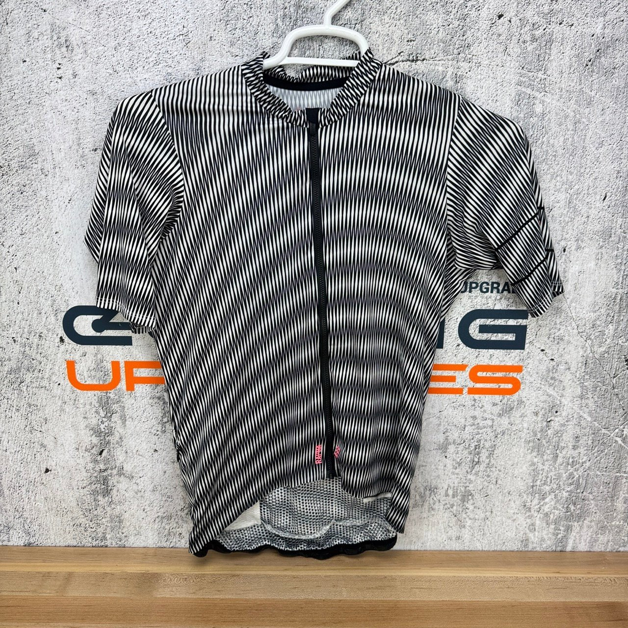 【セット】Raphaプロチーム Lines Flyweight Jersey + Cycling Jerseys – CyclingUpgrades.com