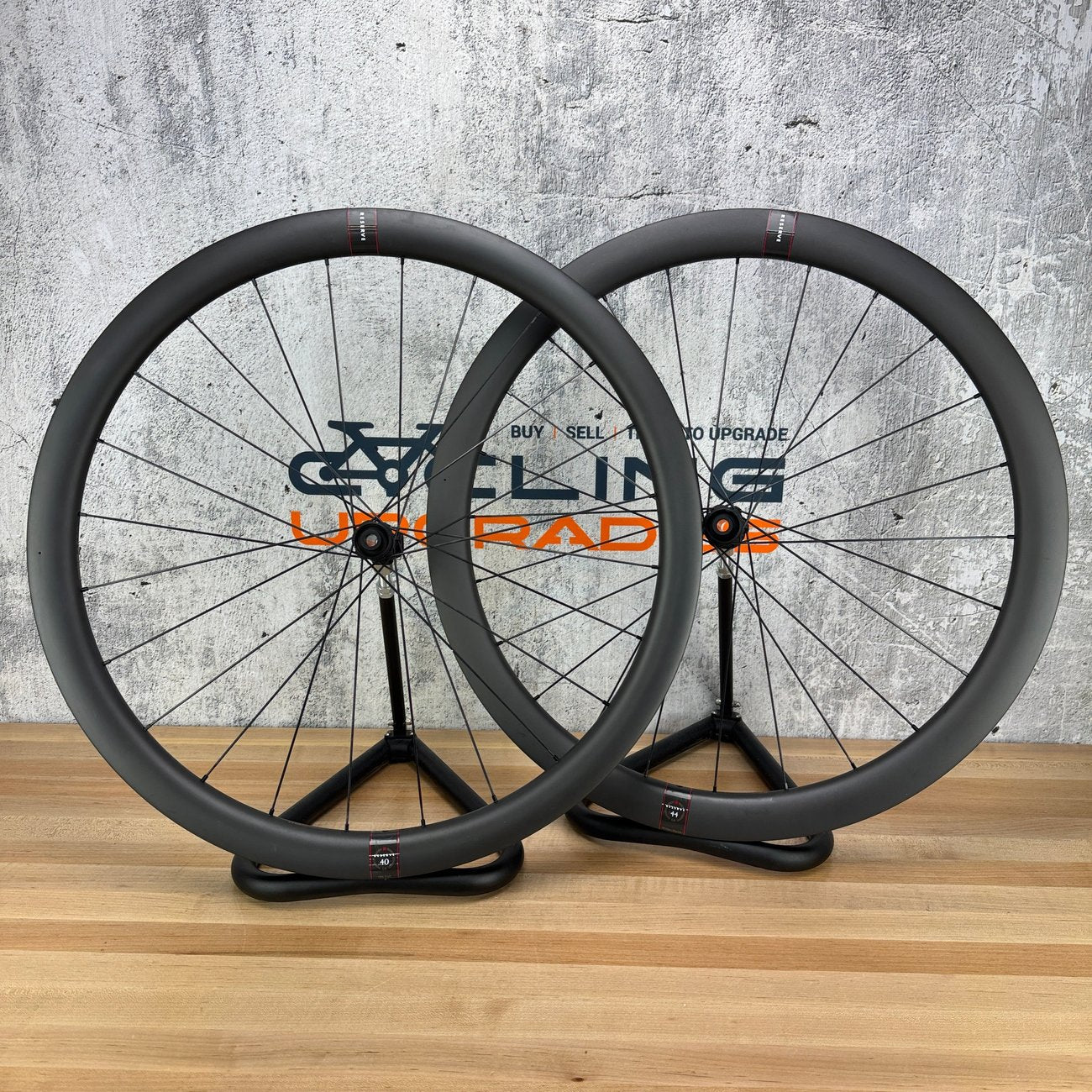 Reserve 40|44 Carbon Tubeless Disc Wheelset 700c DT Swiss 180 Hubs 1361g