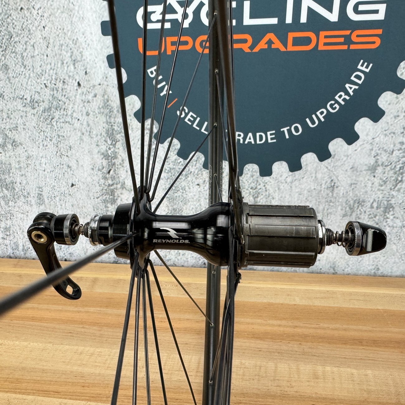 Reynolds Shadow Alloy Clincher Wheelset 700c Rim Brake 1897g