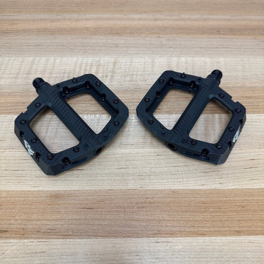 Ridden Once! Race Face Chester Small Black MTB Bike Flat Pedals 344g