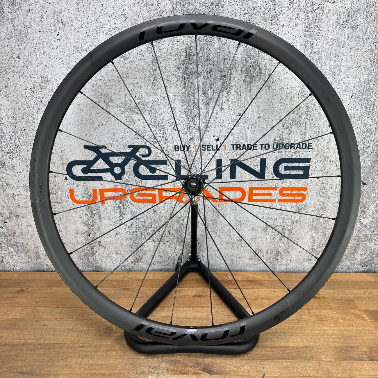 Roval Alpinist CLX II Carbon Tubeless Disc Front Wheel 700c DT 180 Ceramic 567g