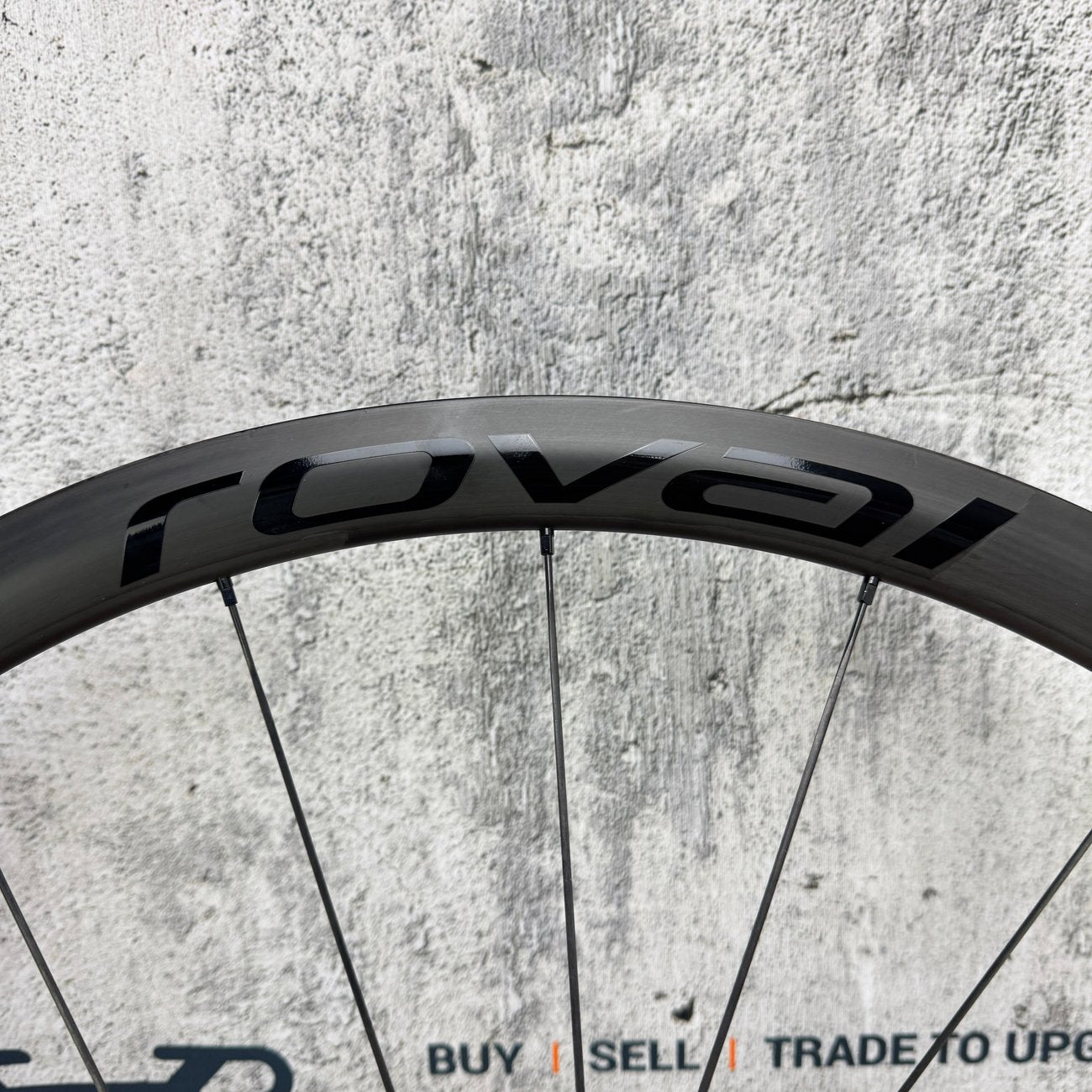 Roval Alpinist CLX II Carbon Tubeless Disc Front Wheel 700c DT 180 Ceramic 567g