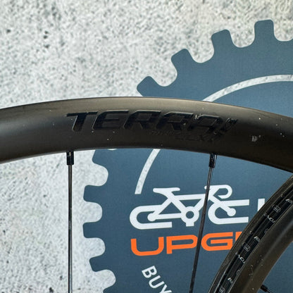 Roval Terra CLX EVO Carbon Tubeless Disc Gravel  Wheelset 700c 1339g