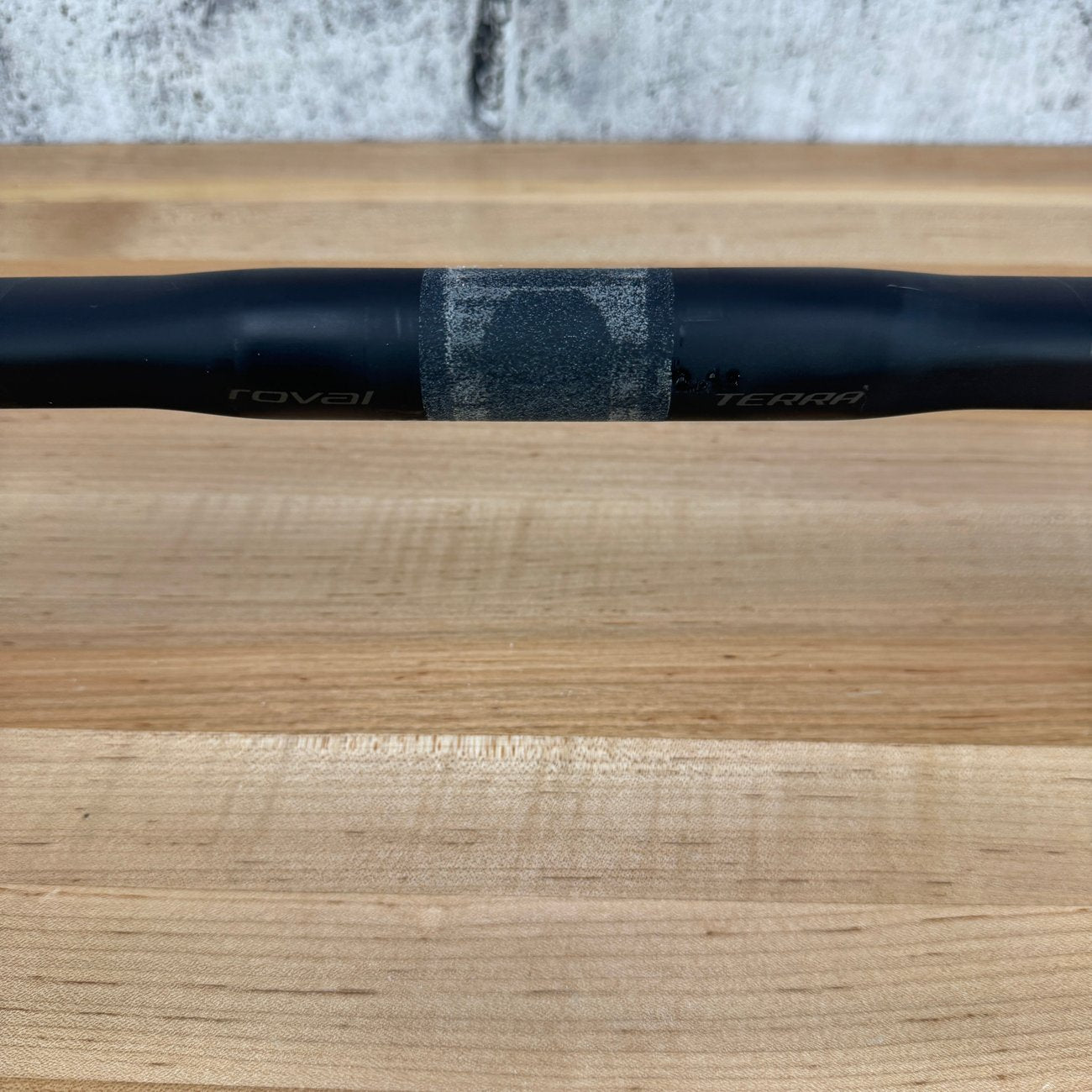 Roval Terra Carbon 44/48cm 31.8mm Bike Drop Handlebar 195g