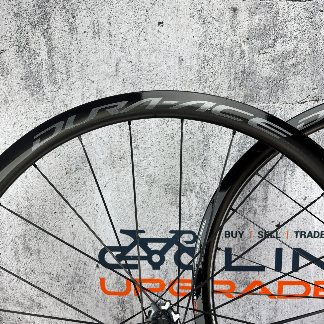 Shimano Dura-Ace C40 Carbon Tubeless Disc Wheelset 700c DT 180
