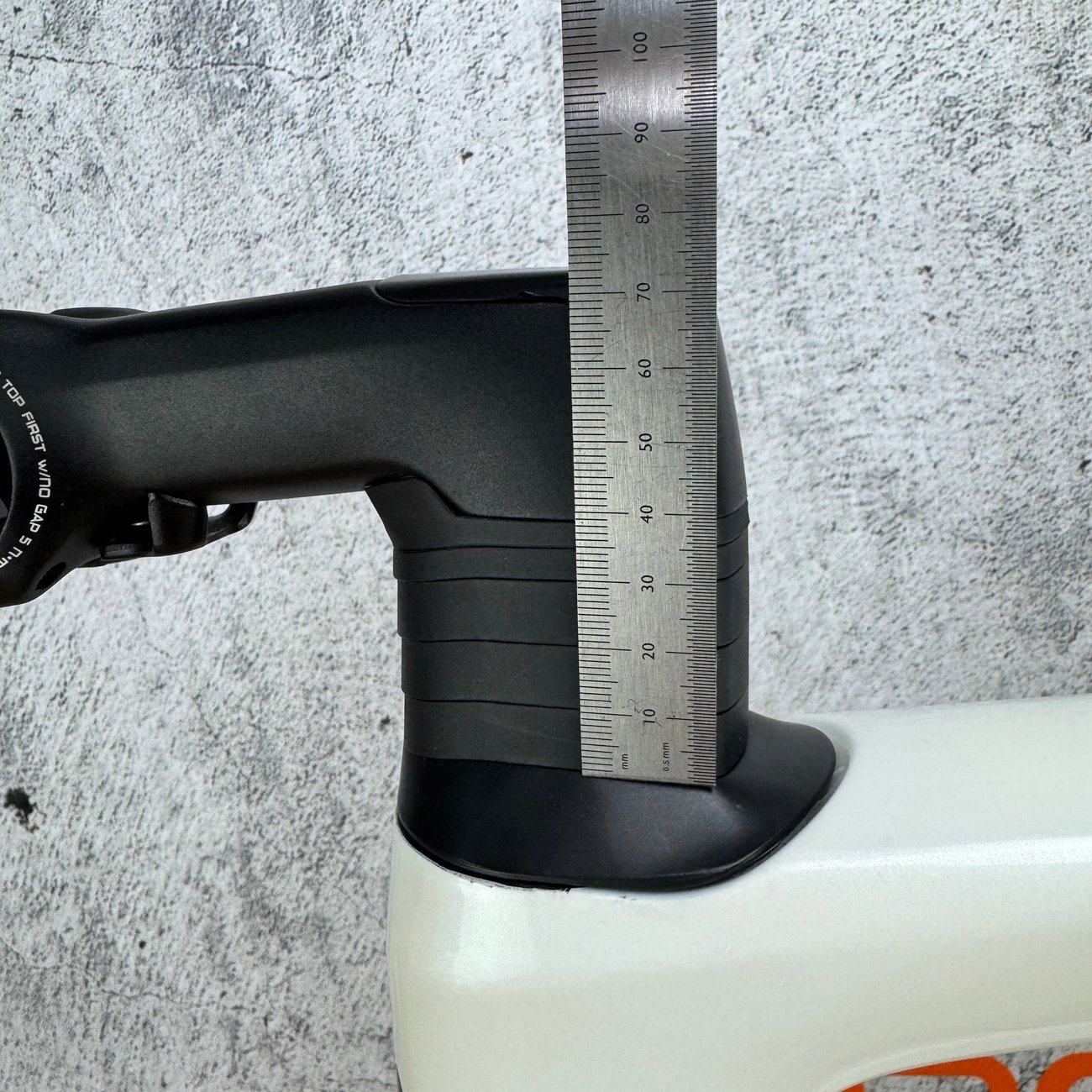 Specialized Tarmac SL7 56cm Carbon Disc Brake Dune White Frameset 700C 2045g