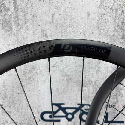 Syncros Capital 1.0 35 Carbon Tubeless Gravel Disc Brake Wheelset 700c 1557g