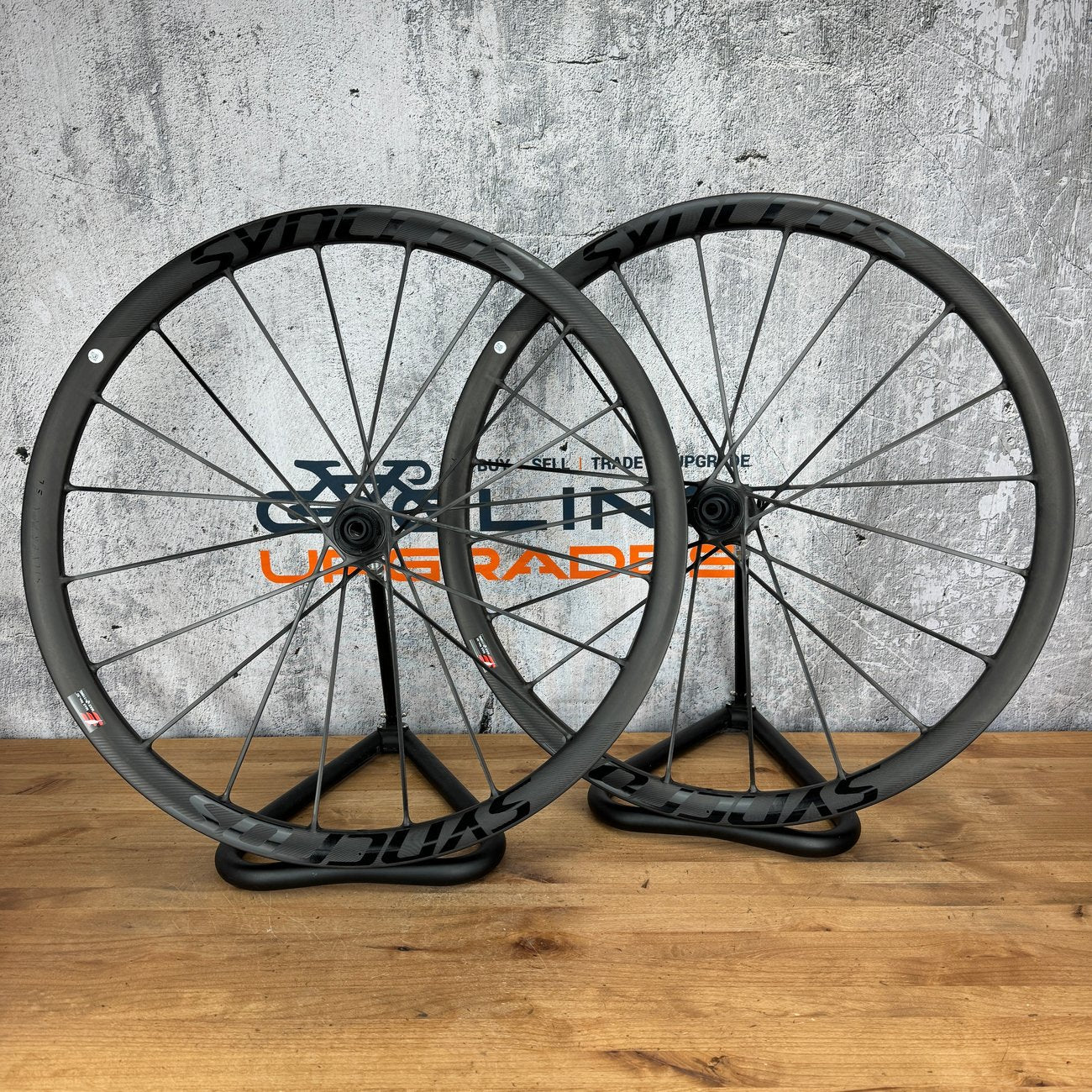 Ridden Once! Syncros Silverton SL 30mm Carbon Boost Tubeless MTB
