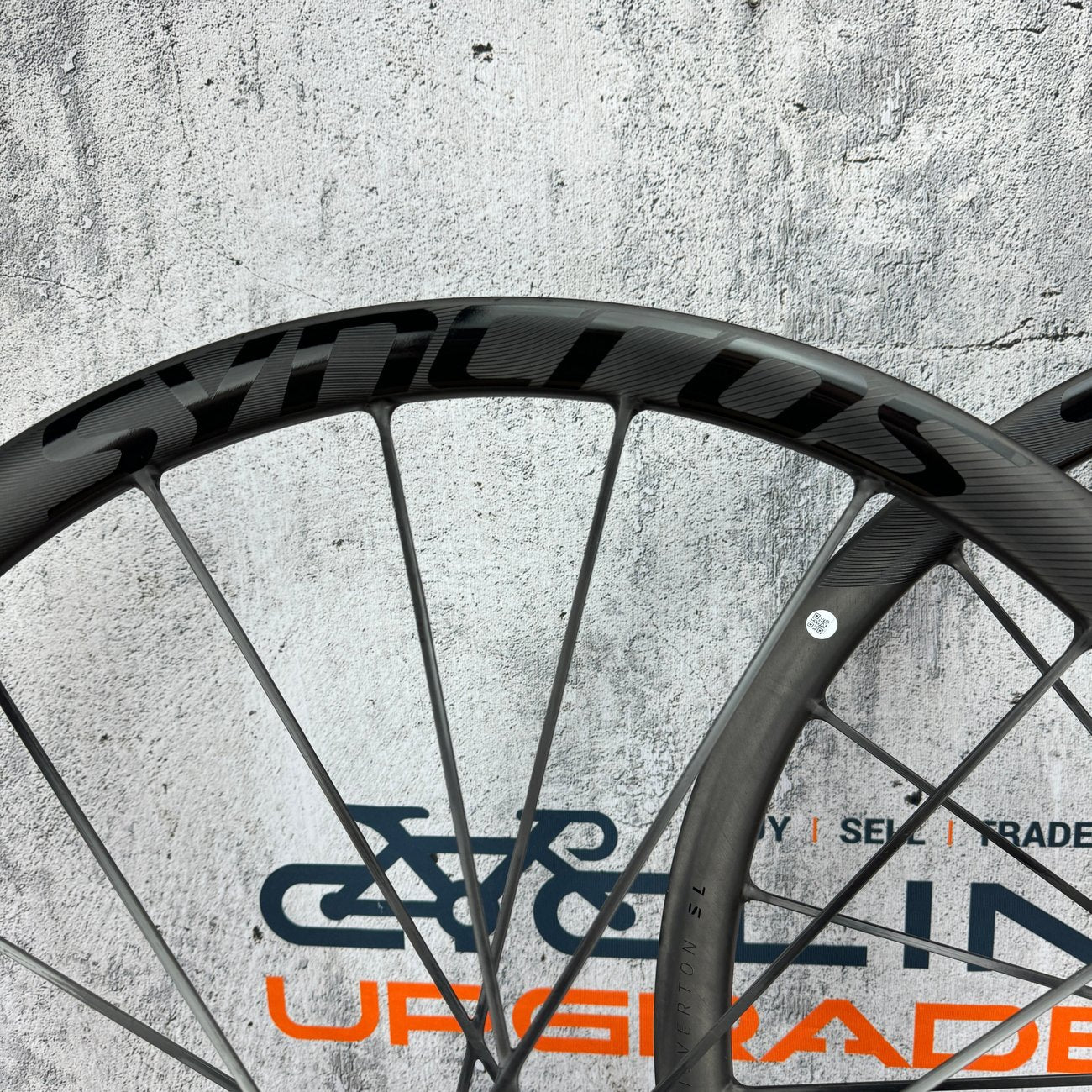 Ridden Once! Syncros Silverton SL 30mm Carbon Boost Tubeless MTB