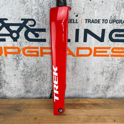 Trek Madone SLR 700c Rigid Fork Viper Red Carbon Disc Brake Thru Axle Flat-Mount