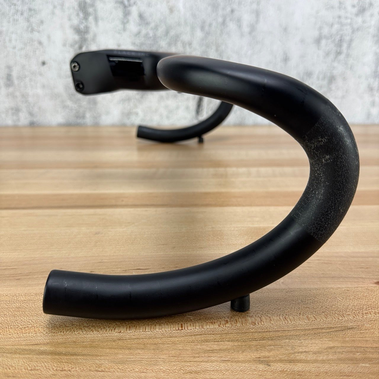 Black Inc Integrated AB01 90mm x 44cm -6º Carbon Integrated Handlebar 344g