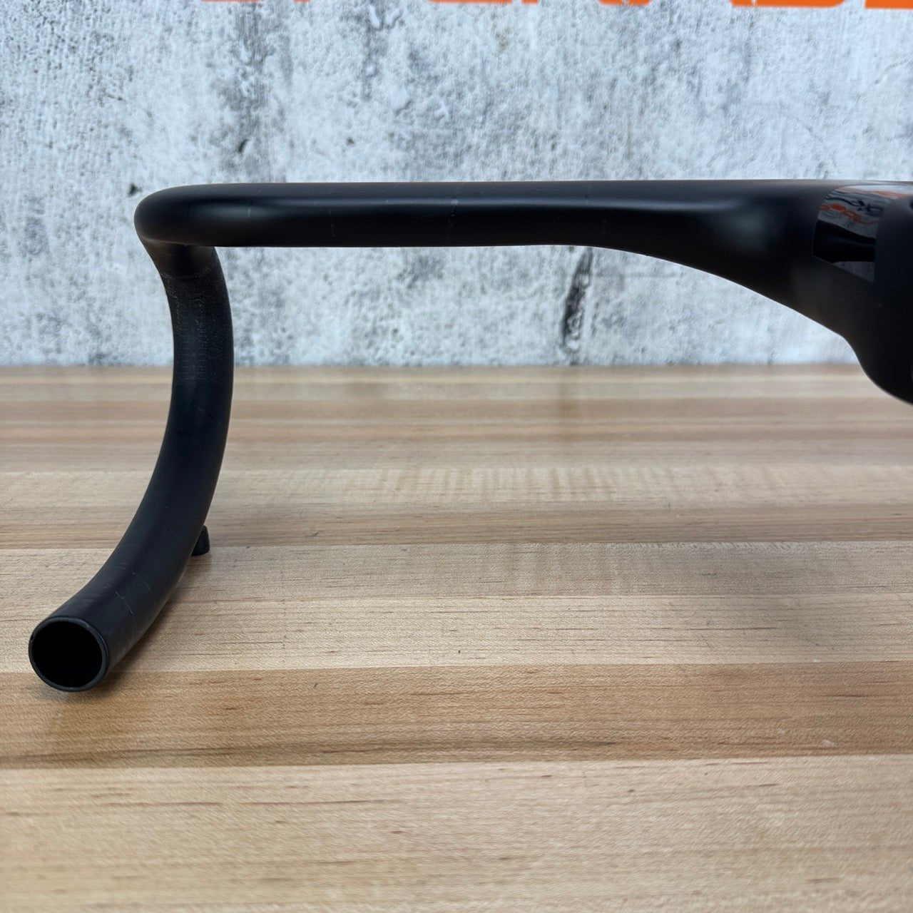 Black Inc Integrated AB01 90mm x 44cm -6º Carbon Integrated Handlebar 344g