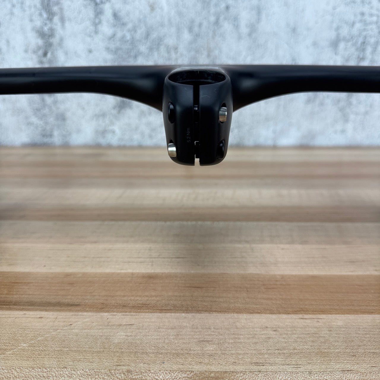 Black Inc Integrated AB01 90mm x 44cm -6º Carbon Integrated Handlebar 344g