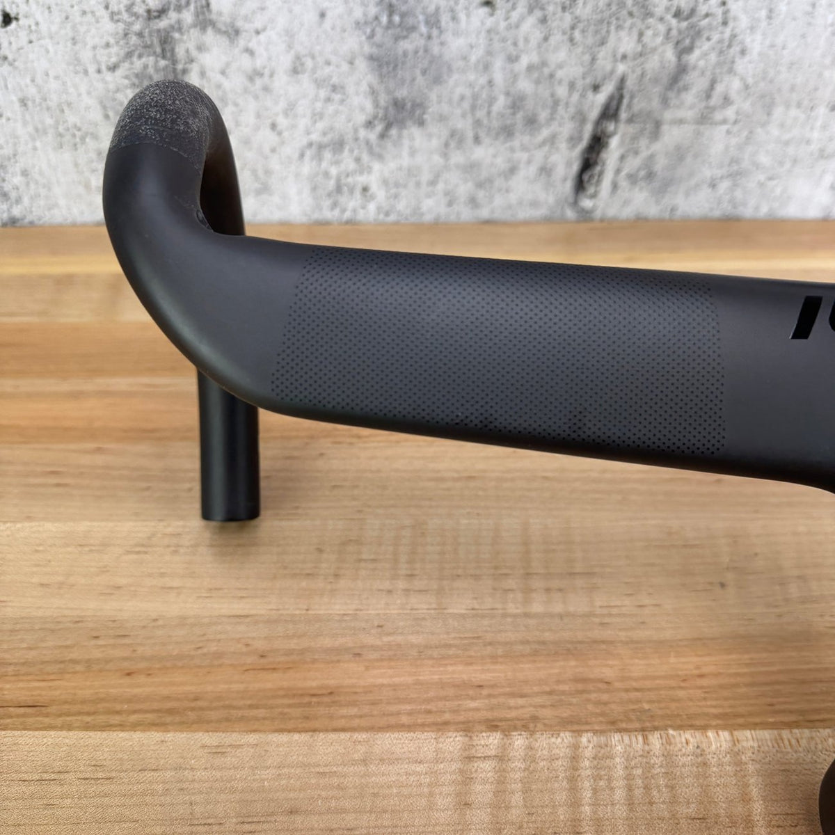 Roval Rapide Cockpit 42cm x 135mm Carbon Integrated Handlebar w 