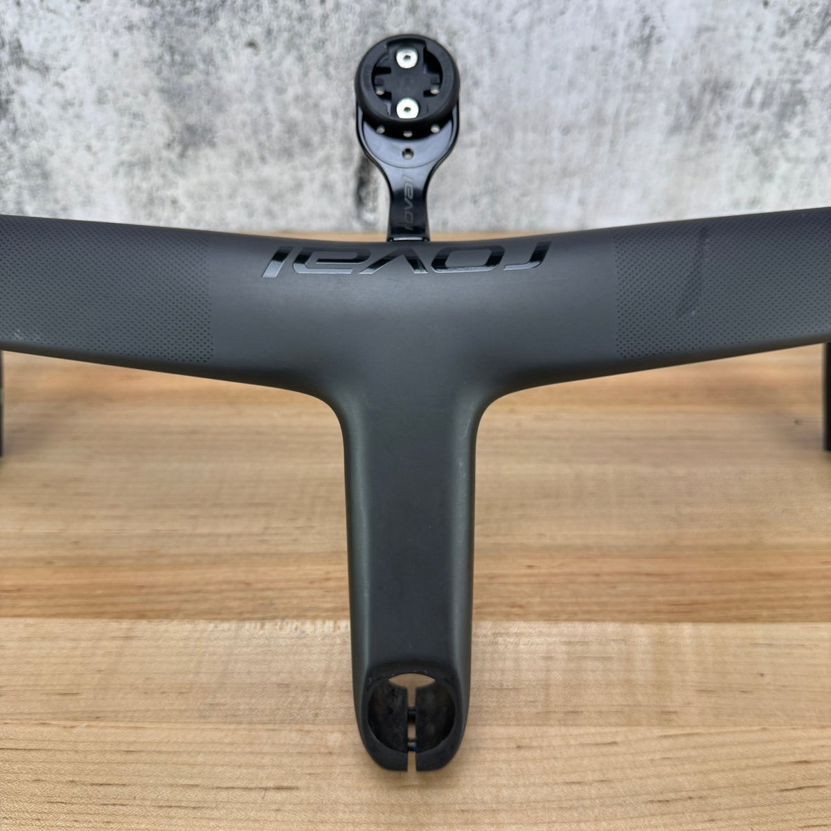 Roval Rapide Cockpit 42cm x 135mm Carbon Integrated Handlebar w 
