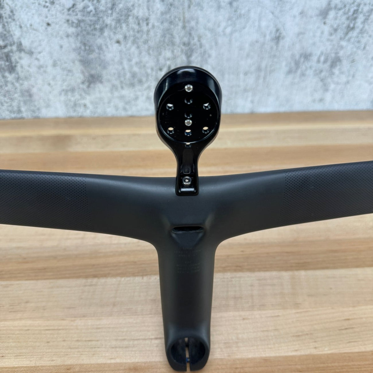 Roval Rapide Cockpit 42cm x 135mm Carbon Integrated Handlebar w 