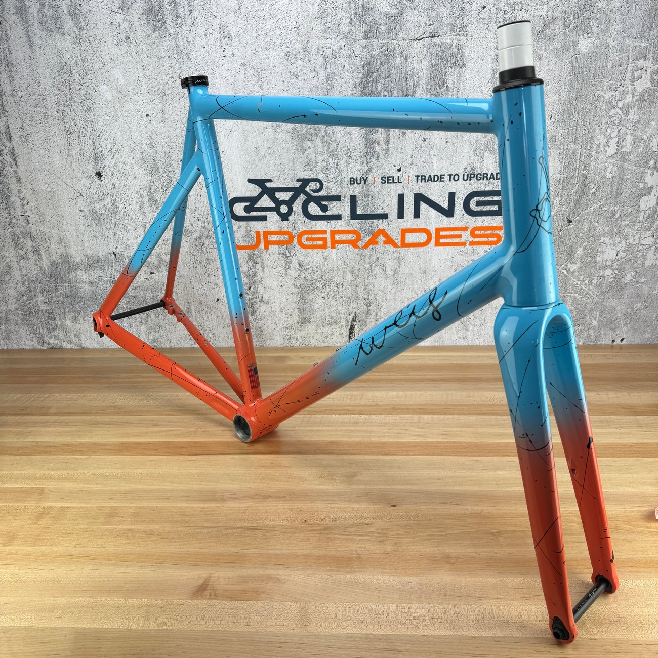Weiss Hammer Road Size 58cm L/XL Alloy Disc Brake Frameset 700c 2363g