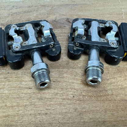 Wellgo M-17 Stainless Steel Spindle Flat/Clipess Bike Pedals 322g
