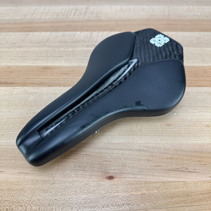 Wove Mags 7x9mm Carbon Rails 146mm Bike Saddle 128g