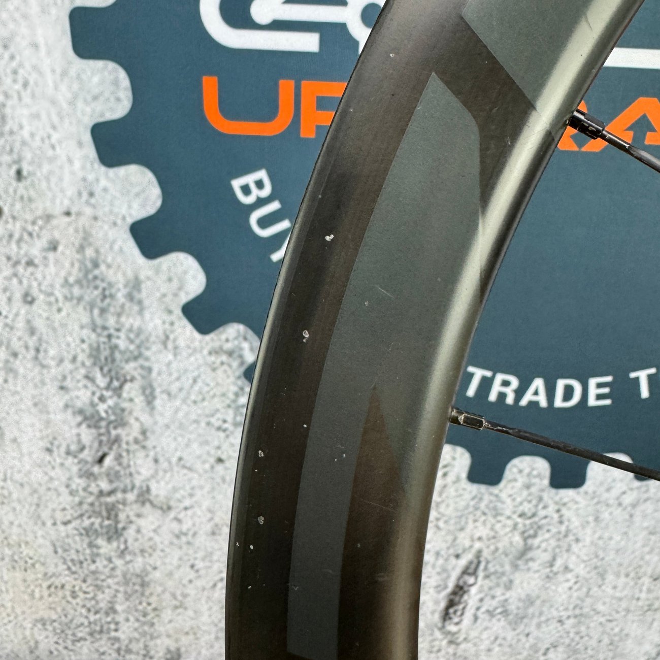 Zipp 303s Carbon Tubeless Hookless Disc Wheelset 700c Cognition Hubs 1545g