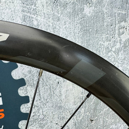 Zipp 303s Carbon Tubeless Hookless Disc Wheelset 700c Cognition Hubs 1545g