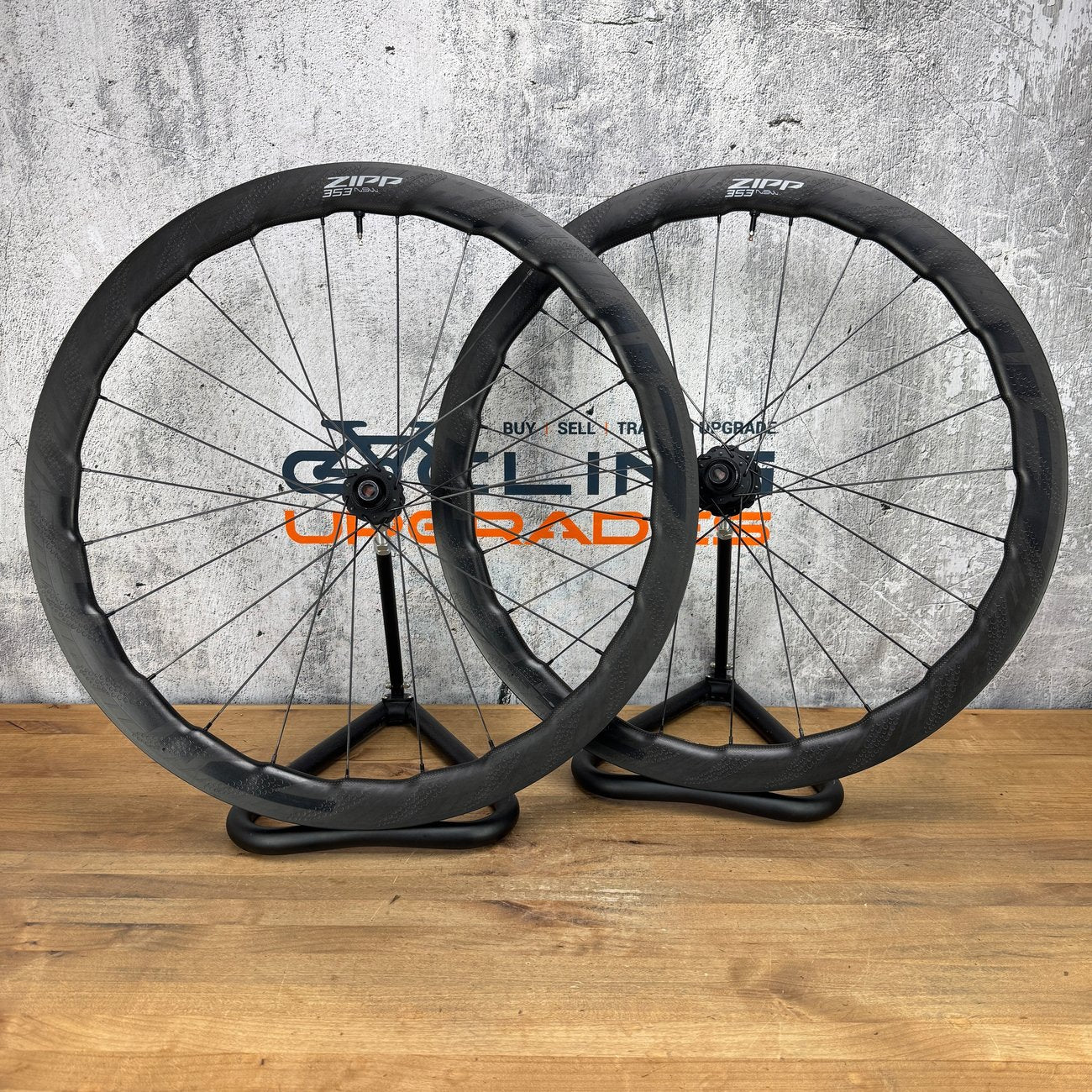 Mint! Zipp 353 NSW Cognition Carbon Tubeless Hookless Disc Wheelset 700c 1331g