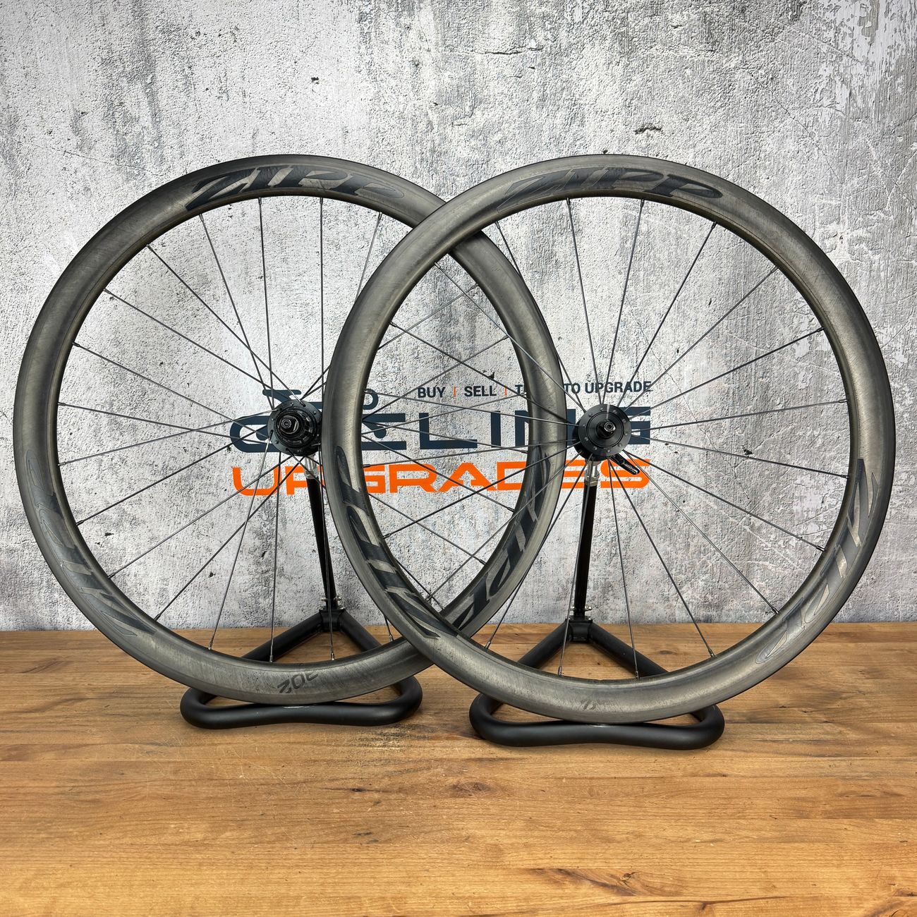 Zipp 302S 45mm Carbon Rim Brake Clincher Road Bike Wheelset 700c 1697g 76/176 Hubs