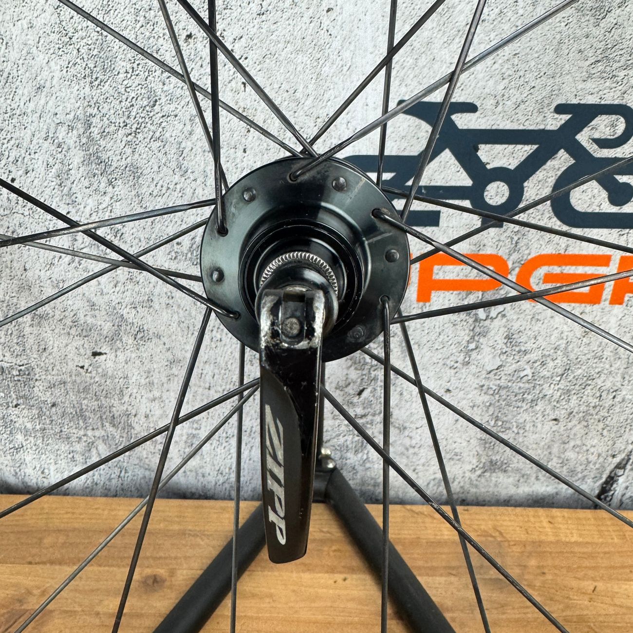 Zipp 302S 45mm Carbon Rim Brake Clincher Road Bike Wheelset 700c 1697g 76/176 Hubs