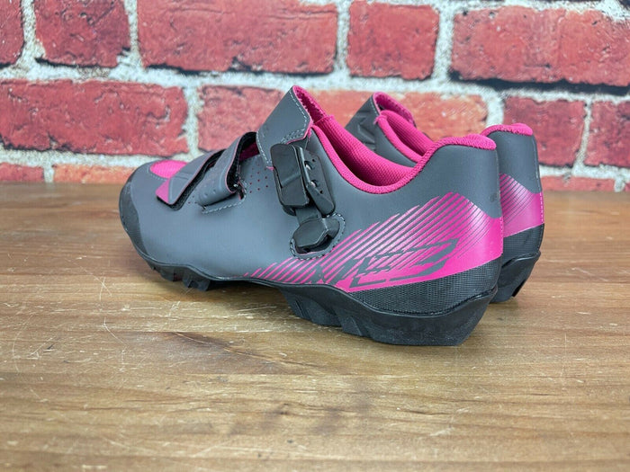Shimano ME3 Women's Size 40(EU) 9.5(US) Mountain Bike Shoes 2-Bolt – CyclingUpgrades.com