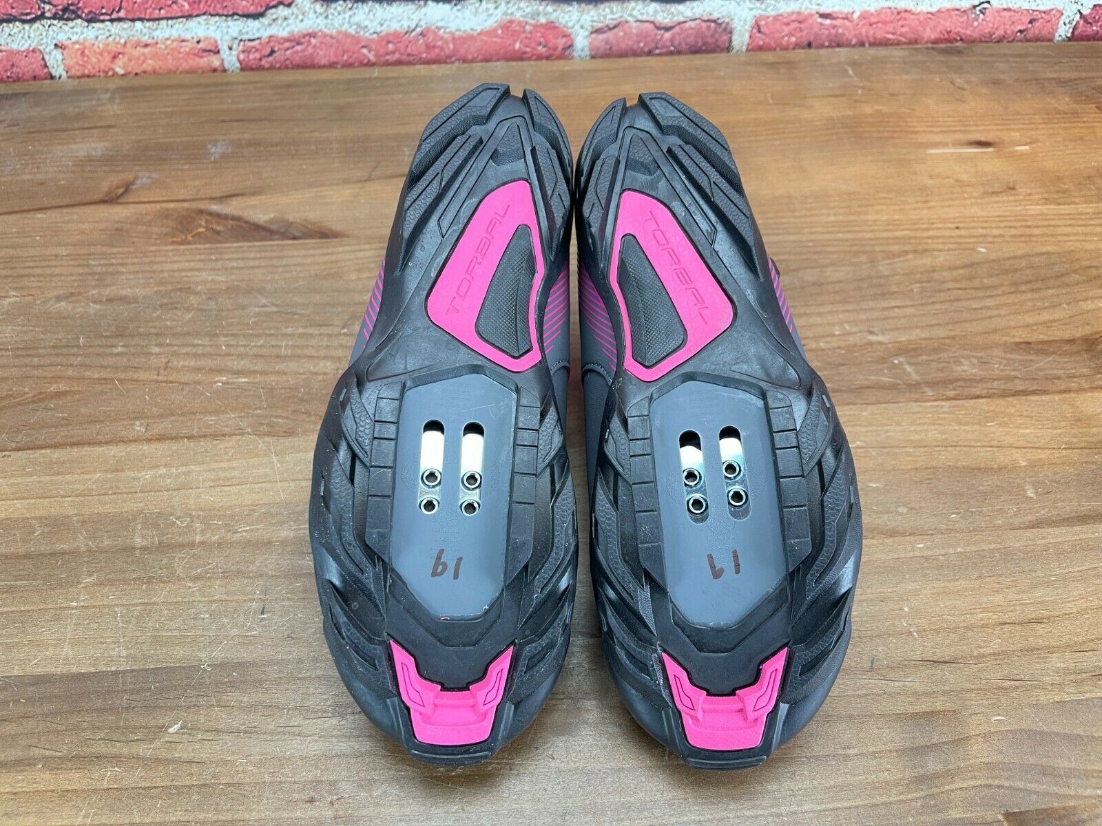 shimano me3 women's