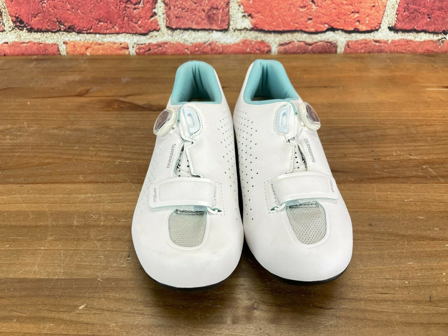 Shimano RP5 Women's 40(EU) 9.5(US) Road Cycling Shoes 3-Bolt White/Cyan