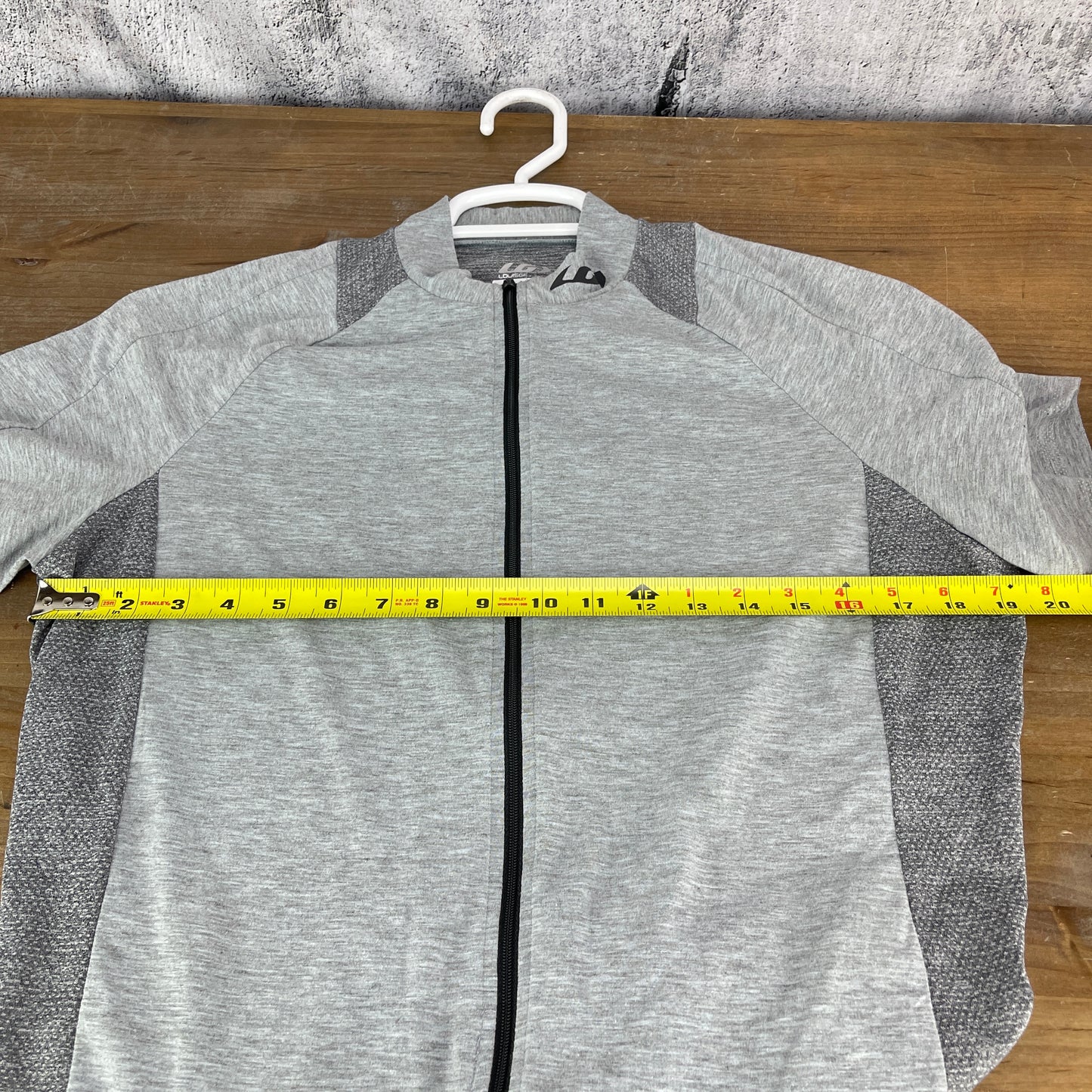 Worn Once! Louis Garneau Road Cycling Short Sleeve Jersey Men's Large Gray