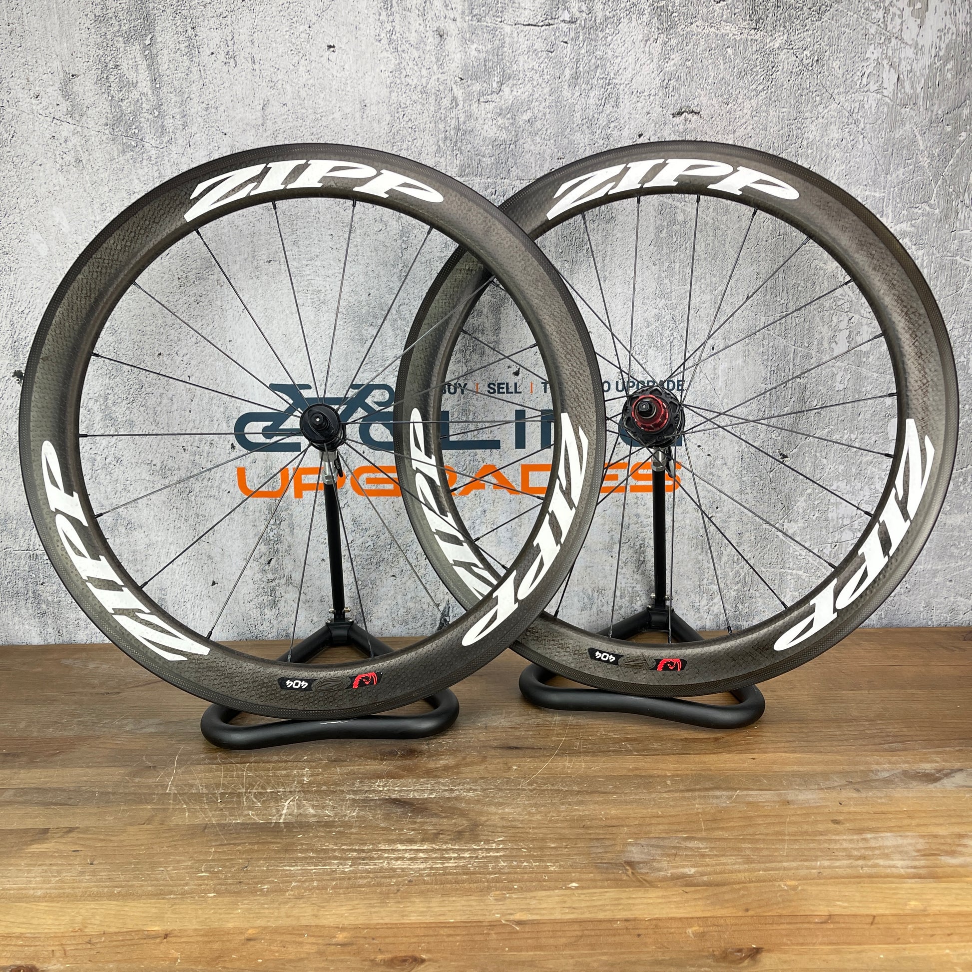 zipp carbon wheelset 700c