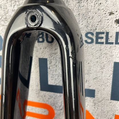 Specialized FACT Carbon Center-Mount Road Bike Fork 215mm Steerer 364g