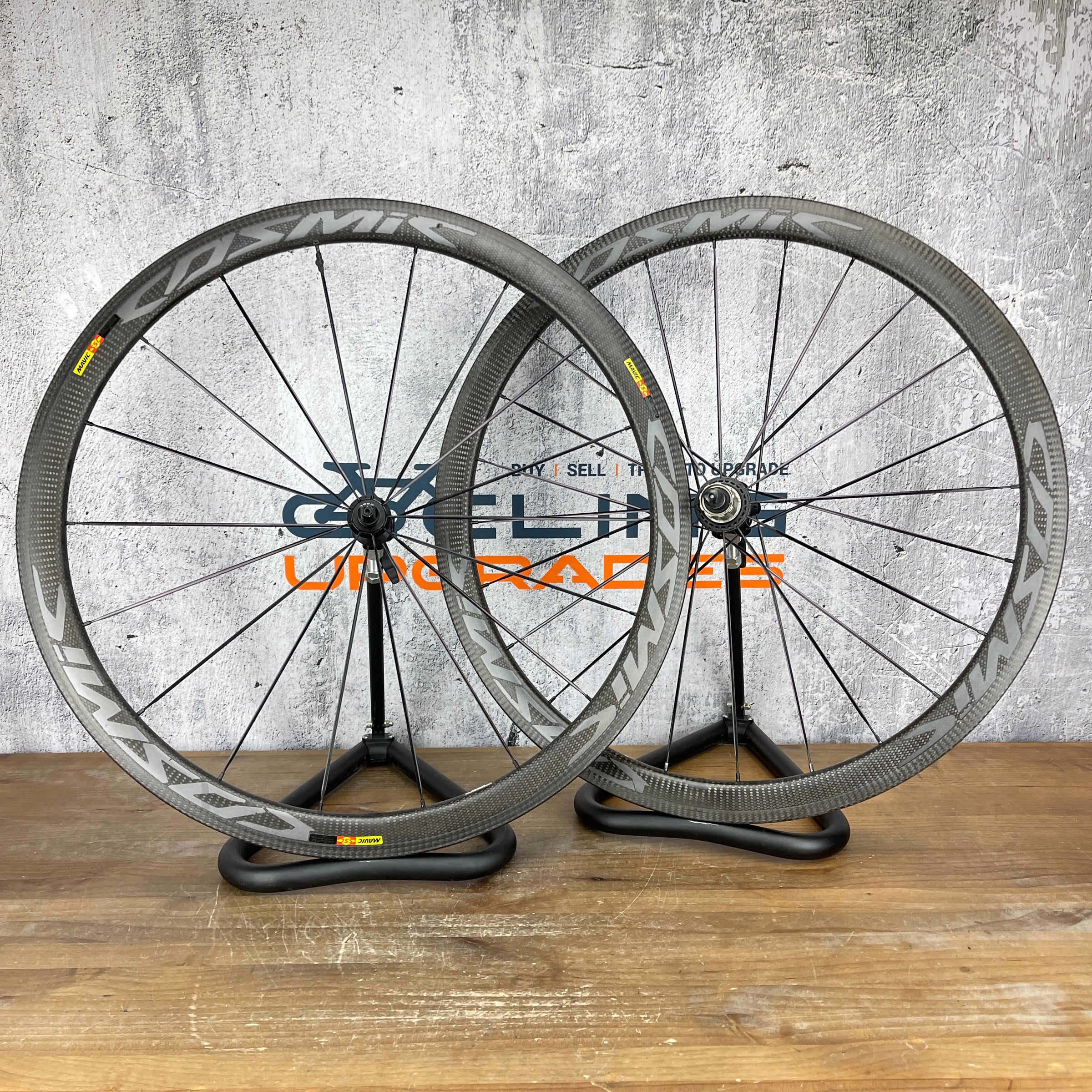 Mavic Cosmic Pro SL Carbon Clincher Wheelset 700c Rim Brake 1557g