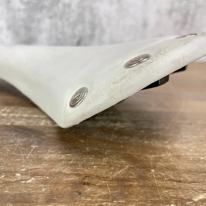 Velo White Riveted Vintage-Style 7x7mm Alloy Rails Road Bike Saddle 150mm