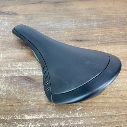 Fizik Curve Bull 142mm 7x10mm Carbon Rails Road Bike Saddle 191g