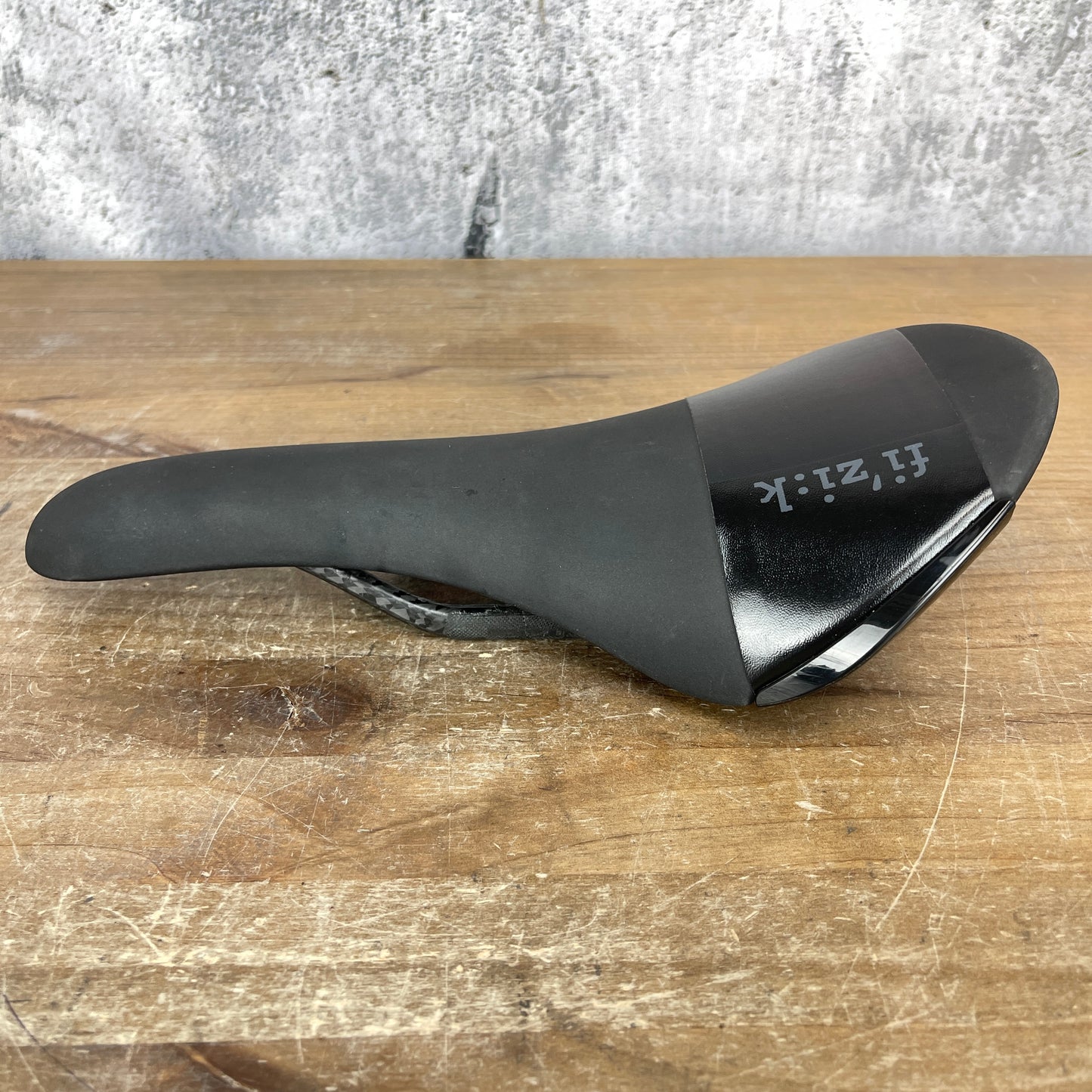 Fizik Aliante R1 Carbon Braided Rails 138mm Bike Saddle 184g